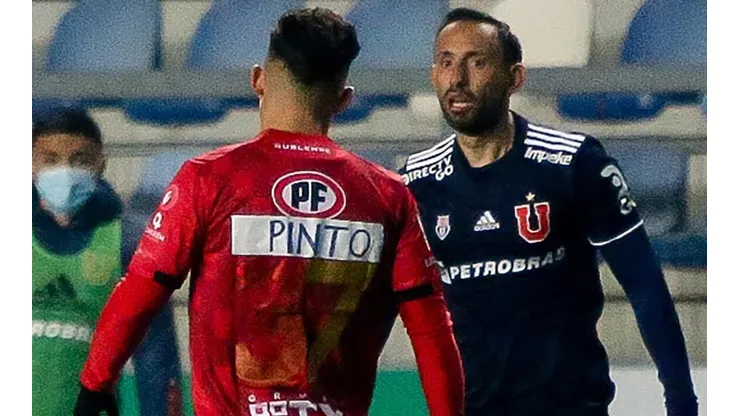 La precaria camiseta de Pinto
