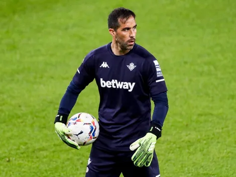 Competencia de Claudio Bravo en el Betis parte al Málaga