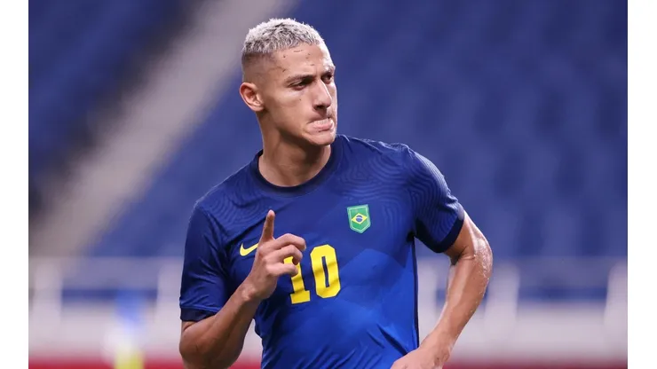 Richarlison ha brillado en la cancha y causado polémica fuera de ella.