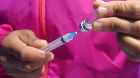 ¿Puedo vacunarme con la segunda dosis después de la fecha que se me indicó?