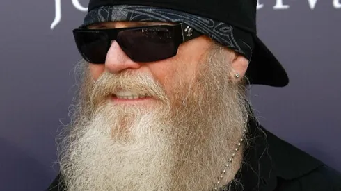 Dusty Hill, el bajista y fundador de ZZ Top.