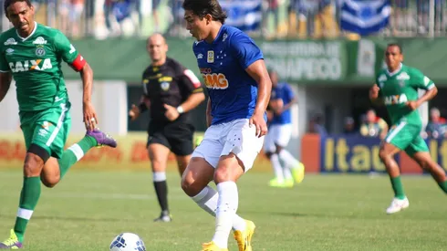 Martins Moreno jugando por el equipo que está en la B