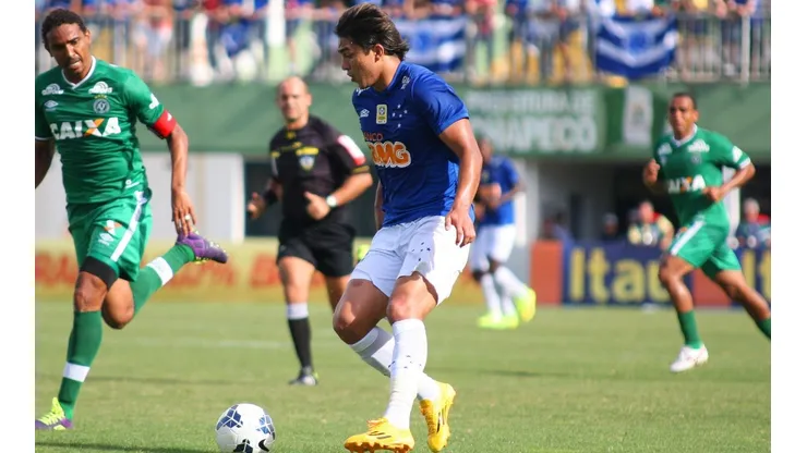 Martins Moreno jugando por el equipo que está en la B