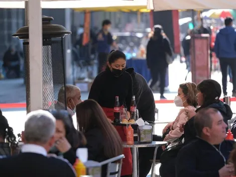 ¿Con cuántas personas me puedo juntar según la fase de mi comuna?