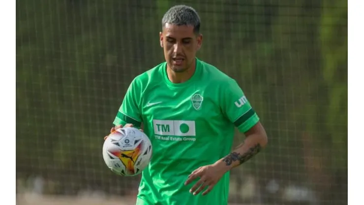 Enzo Roco regresó a vestir los colores del Elche