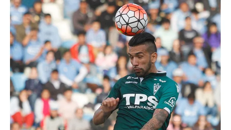 Ronnie Fernández tendrá su tercera experiencia con Santiago Wanderers