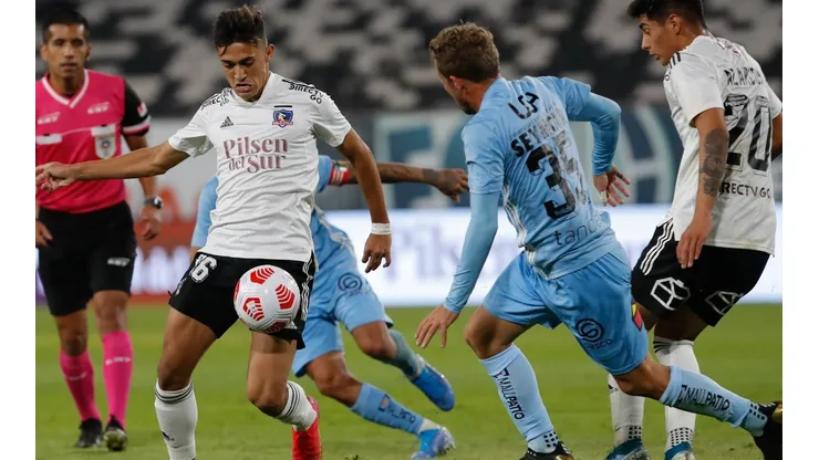 Pablo Solari anotó el gol que salvó a Colo Colo del descenso en la temporada pasada