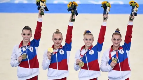 Rusia se quedó con el primer lugar de la gimnasia artística femenil por equipos.