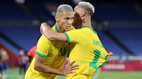 De la mano de Richarlison, Brasil lidera su grupo. Foto: GettyImages.