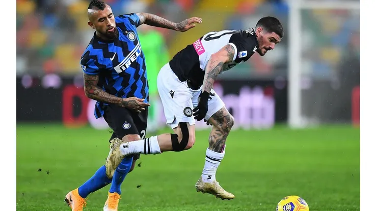 Arturo Vidal espera por resolver su futuro en el Inter de Milán.