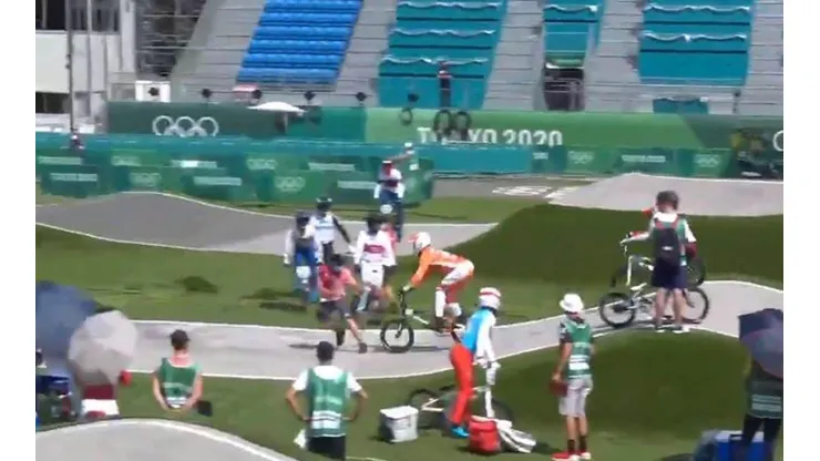 El momento del accidente en el BMX
