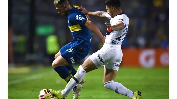 Boca recibirá al ciclón en un vibrante partido.
