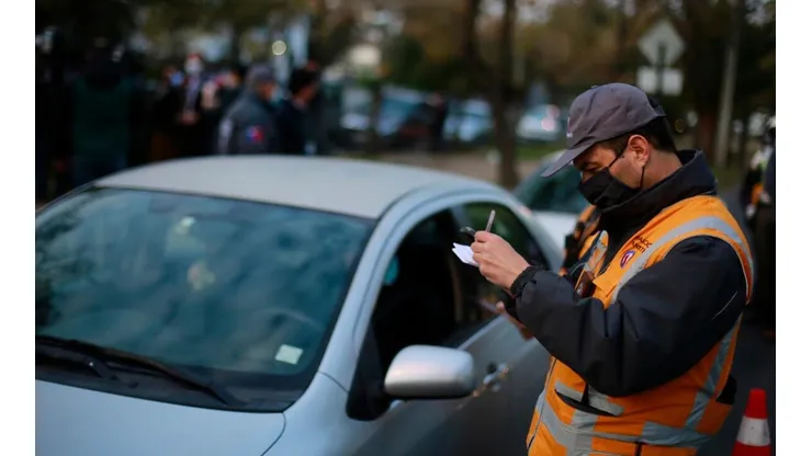 La restricción se aplica en el perímetro interior del anillo Américo Vespucio, de lunes a viernes entre las 7:30 y las 21 horas.