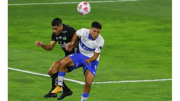 La franja es líder del torneo local con 22 unidades.