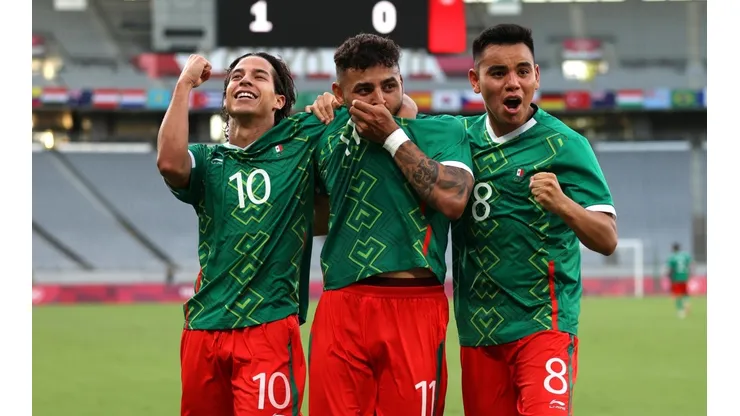 México goléo en su debut por 4-1 a Francia.