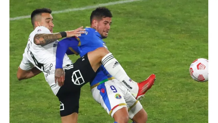 Colo Colo y Audax en su empate en el Monumental.