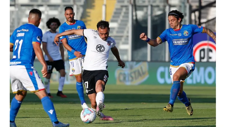 Colo Colo y Audax animan un partidazo en la fecha 12 del torneo nacional.