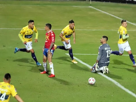 Everton saca ventaja en un gran primer tiempo y vence a Unión