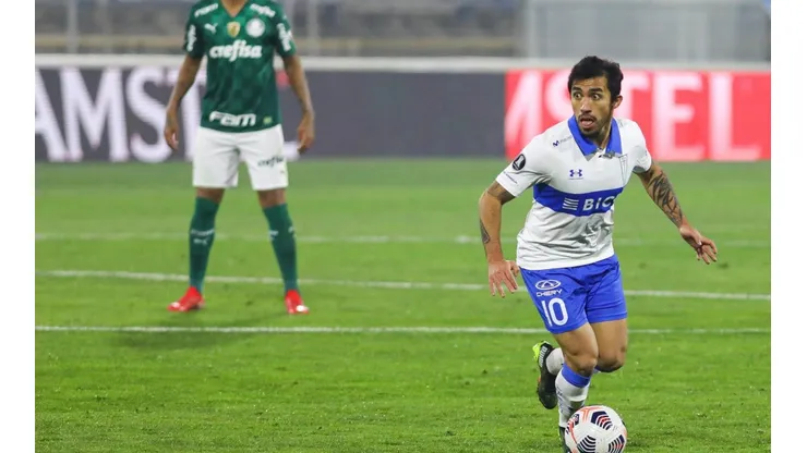 Edson Puch ingresó de cambio en la ida ante Palmeiras.