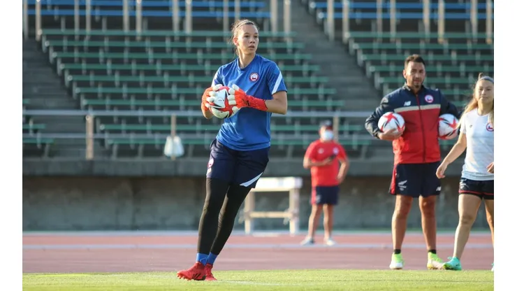 Christiane Endler se entrena de cara al debut en Tokio 2020.