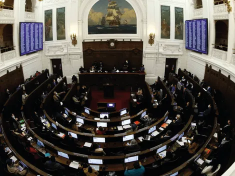 Convención constitucional registra su primer contagio de covid-19