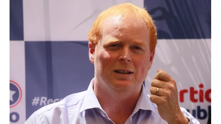 Rojo Edwards fue candidato a gobernador por la Región Metropolitana, pero perdió en la primera votación.