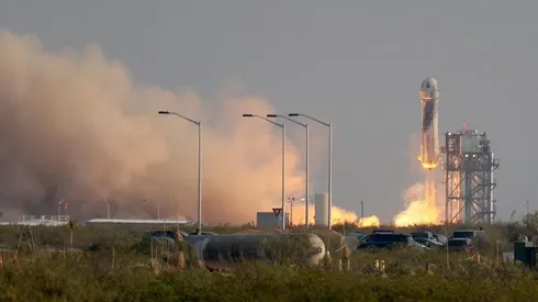 Se inicia el vuelo espacial del multimillonario más grande del mundo