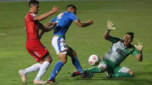 Audax sigue arriba, pero no en solitario