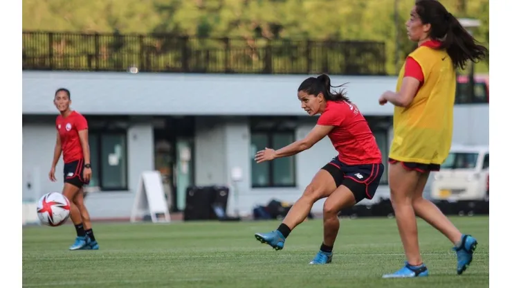 La Roja Femenina entrena a tope en la ciudad de Sapporo.