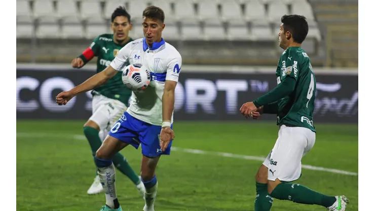 Universidad Católica espera remontar en su visita a Palmeiras.