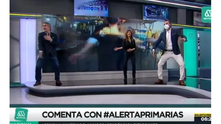 "La reineta loca": Conductores de Mega se lucen con hilarante baile