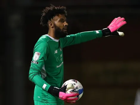 Chileno Vigouroux arruina el debut del nuevo DT de los Spurs