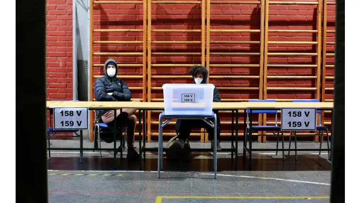 Hasta las 18:00 hrs están abiertas las mesas para sufragar