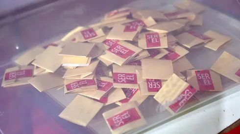 El llamada es a revisar sus datos electorales con tiempo este 18 de julio. Foto: Agencia Uno.