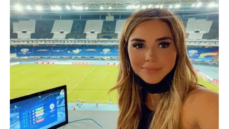Daniella Durán aparece señalada como la nueva novia de Arturo Vidal, a quien entrevistó en la pasada Copa América