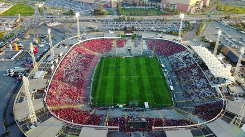 Hasta 4 mil hinchas con dos metros por persona en los estadios.