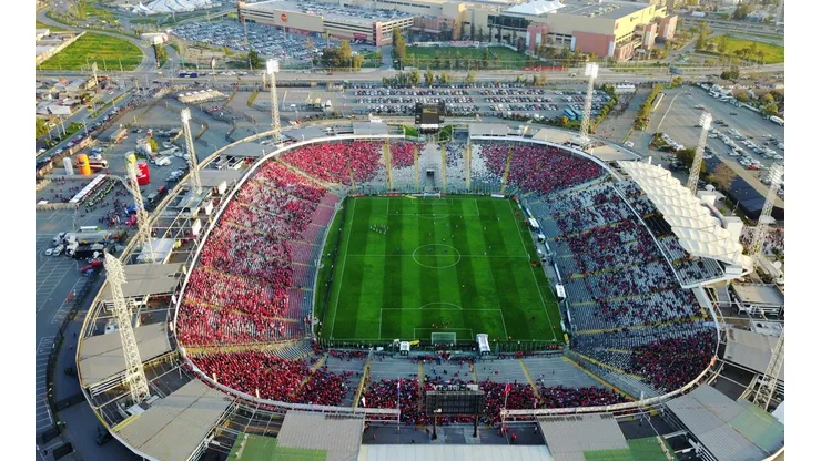 Hasta 4 mil hinchas con dos metros por persona en los estadios.
