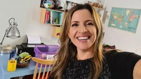 La conductora estuvo presente en Noches Velvet.