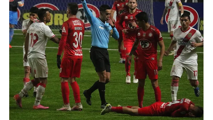 De La Fuente se fue expulsado ante La Calera.