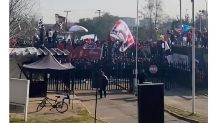El Monumental se llenó de hinchas para el arengazo