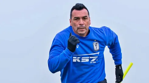 Esteban Paredes podría volver este domingo al fútbol.