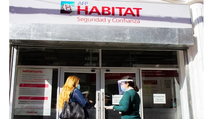 Personas en sucursales de AFP