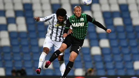 Sassuolo tiene el color verde como el principal en su uniforme.