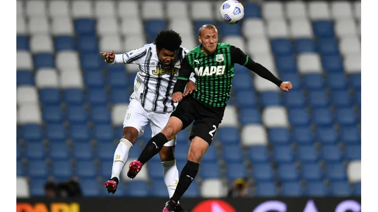 Sassuolo tiene el color verde como el principal en su uniforme.