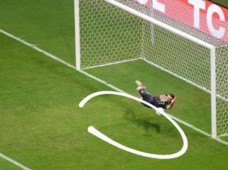 Descubren al fantasma de Maradona en penal atajado de Martínez