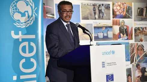 OMS pide a China transparentar el origen de la pandemia del coronavirus