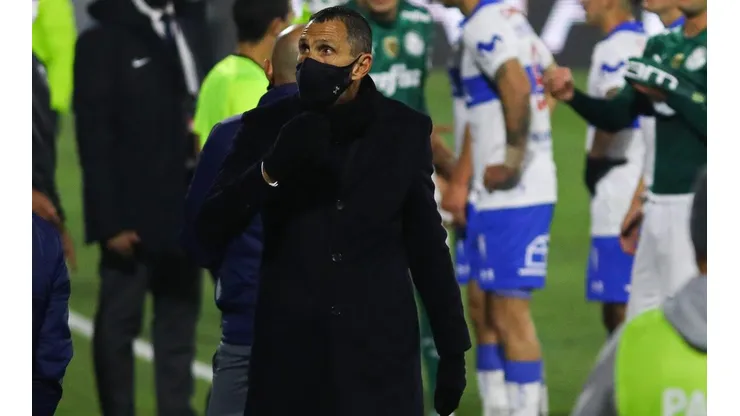 Poyet analiza el partido con Colo Colo