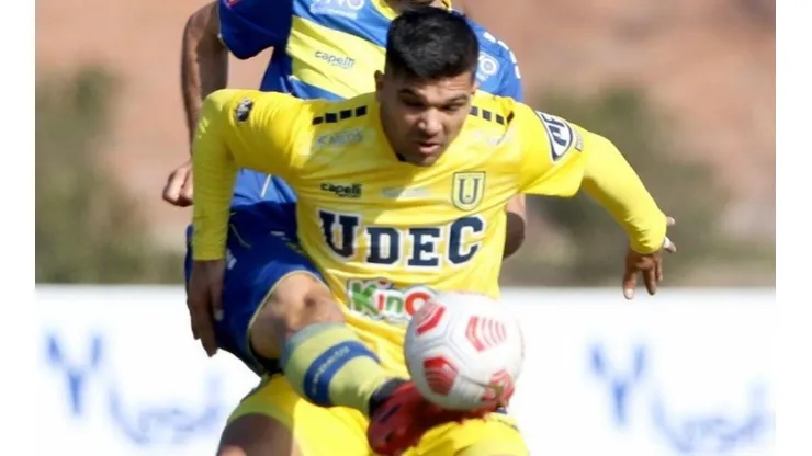 U. de Conce se acercando a los puestos por el ascenso.