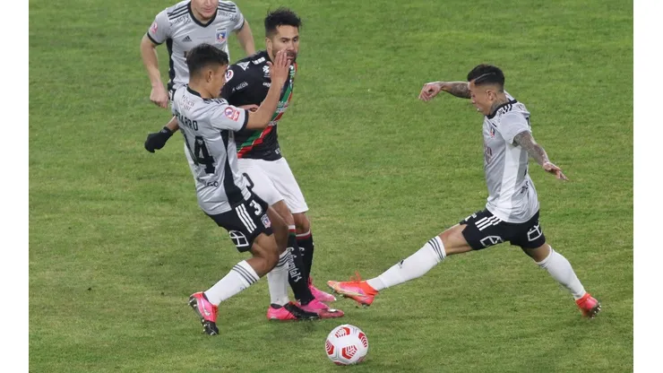 Jiménez terminó muy molesto el partido ante Colo Colo por Copa Chile