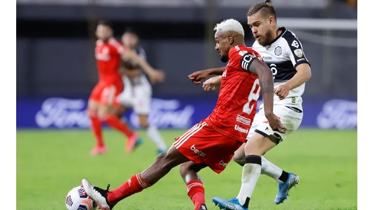 Inter y Olimpia empataron en dura ida de octavos de final por la Libertadores en Paraguay. Carlos Palacios ingresó a los 64'.